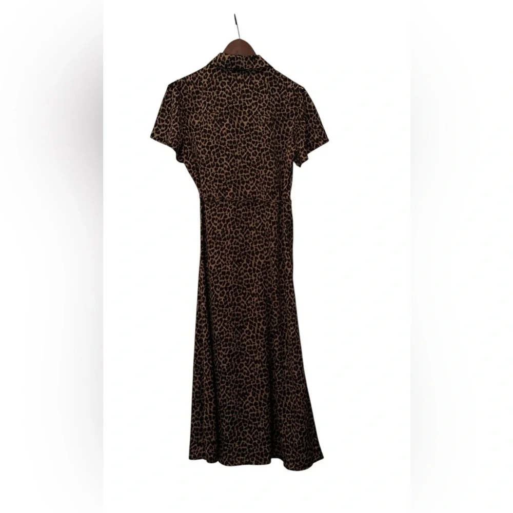 New Women’s Nordstrom Rack short sleeved animal print dress, small